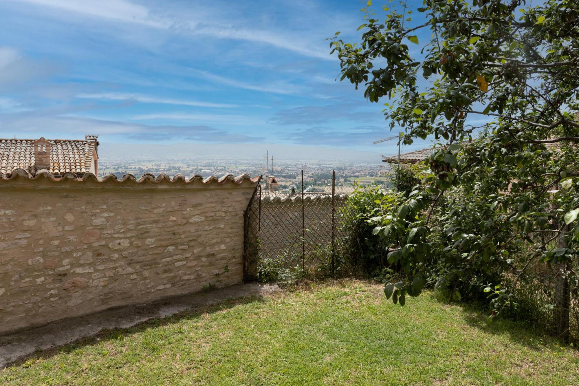 Rustic House, Con Patio E Giardino, Assisi Centro Villa Kültér fotó